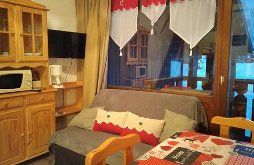 Cohennoz Apartment | Vrbo Property
