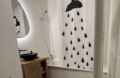Le Bourget Apartment | Vrbo Property