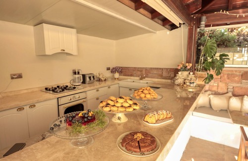Ayvalik Bed & Breakfast | Vrodi By House
