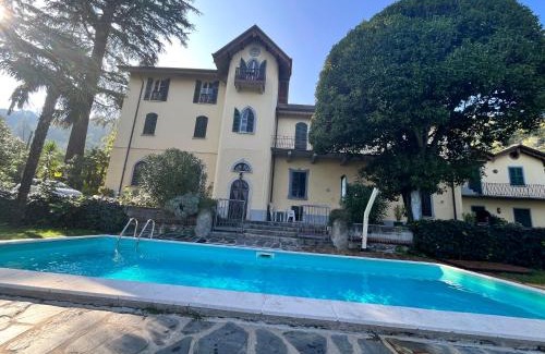 Lesa Apartment | VSC Apartment - Appartamento in villa storica vista lago e piscina