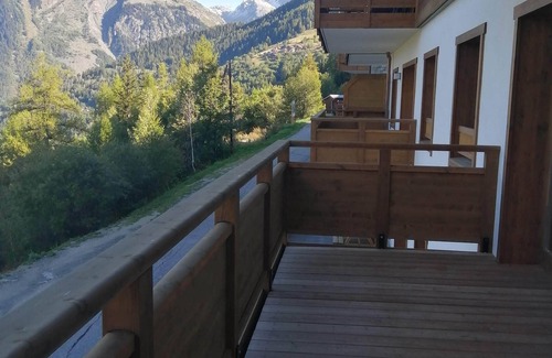 Sainte-Foy-Tarentaise Apartment | Vue Imprenable sur les Montagnes Dans Résidence Haut de Gamme