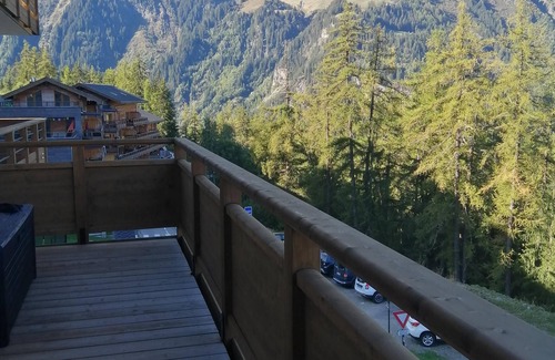 Sainte-Foy-Tarentaise Apartment | Vue Imprenable sur les Montagnes Dans Résidence Haut de Gamme