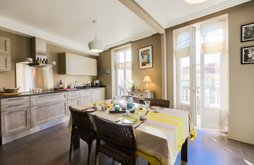 Jean-Medecin Apartment | VUE MAGENTA AP4188 by Riviera Holiday Homes