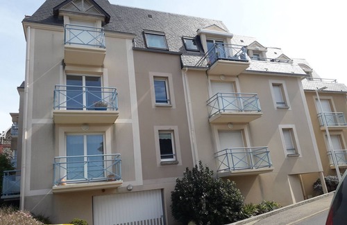 Pleneuf-Val-Andre Apartment | Vue mer à 50 m de la Plage, Appartement Tout Équipé