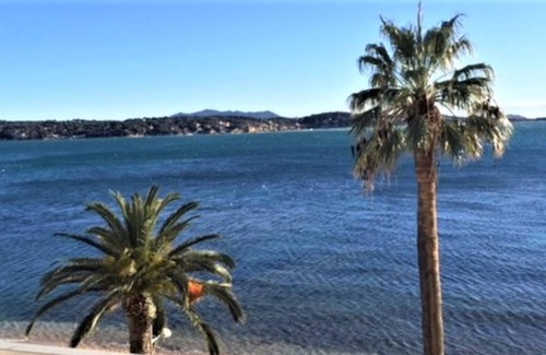 Bandol Apartment | Vue mer exceptionnelle. WIFI. Tous confort