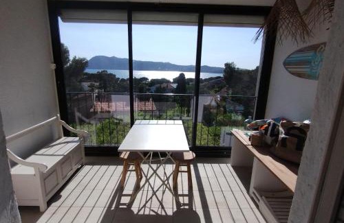 Saint-Mandrier-sur-Mer House | Vue mer imprenable Cosy T3, 6 pers, parking