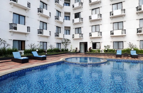 Babakan Ciamis Hotel | Vue Palace, ARTOTEL Curated