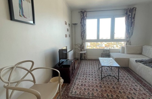 Bagnolet Apartment | Vue Panoramique : Appartement Élégant
