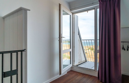 Guidel-Plages Condo | Vue sur Mer | Apt Confortable + Terrasse Privée