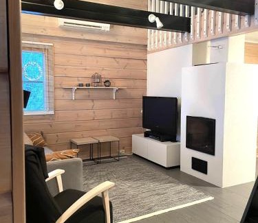 Rukatunturi Ski Chalet | Vuosselin Kuura (2 mh + tilava parvi)