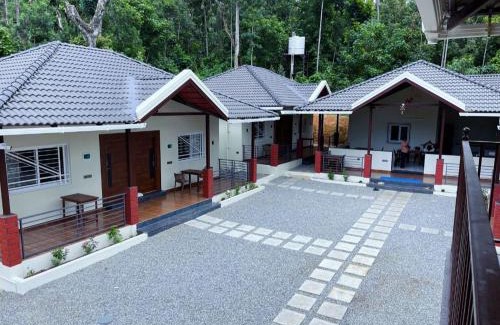 Chikkamagaluru House | VV Farm Stay With Mountain View and Pool