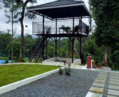 Chikkamagaluru House | VV Farm Stay With Mountain View and Pool