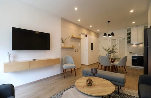 Barranco Apartment | w* | 2BR with Balcony in Luxury Building Barranco
