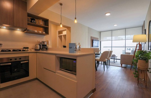 Miraflores Apartment | w* | Comfy 2BR w/Modern Balcony Near Kennedy Park