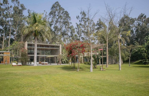 Pachacamac Apartment | w* | Elegant 5BR w/Garden view Home in Cieneguilla