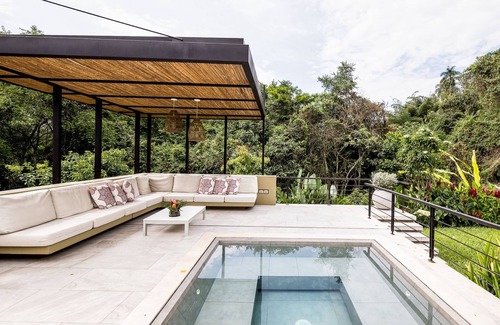 Anapoima Apartment | w Mind-blowing 4BR Villa w Pool at Mesa de Yeguas