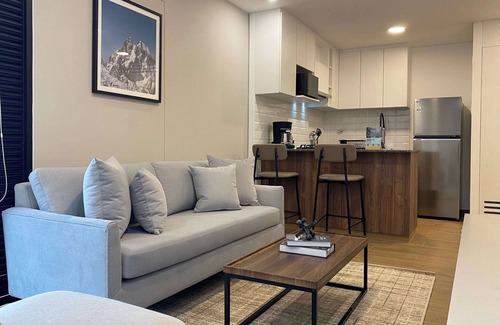 Santa Cruz Apartment | w* | Refined 1BR in the Heart of Miraflores