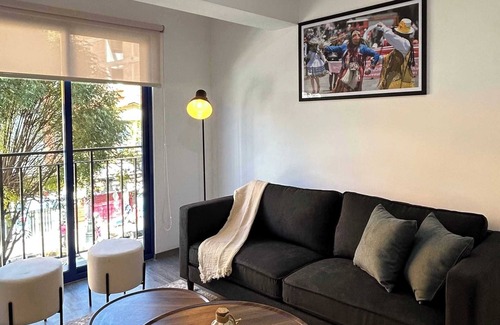 Cusco Historic Center Apartment | w* | Trendy 2BR Duplex Retreat in Cusco