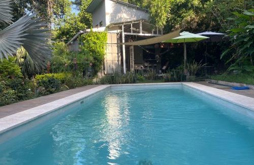 Tamanique Villa | Wabi Sabi , casa de playa