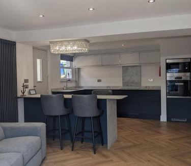 Whitby House | Wadsworth Harbour View