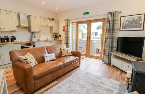 Scarborough Cottage | WAGTAIL NEST, NORTHFIELD COTTAGE, pet friendly in Scalby