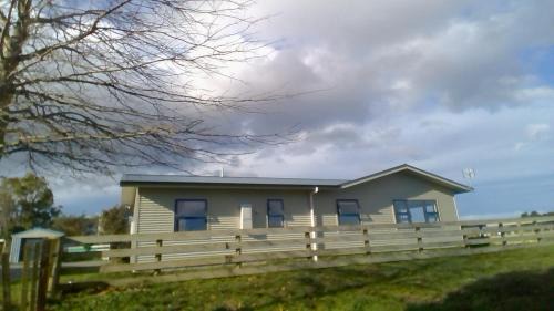 Carterton House | Waihakeke Cottage