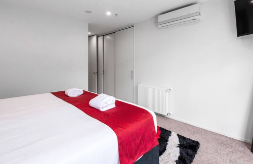 Taupo Apartment | Waimahana Lakefront Apartment - Heated Pool, Hot Tub & Views
