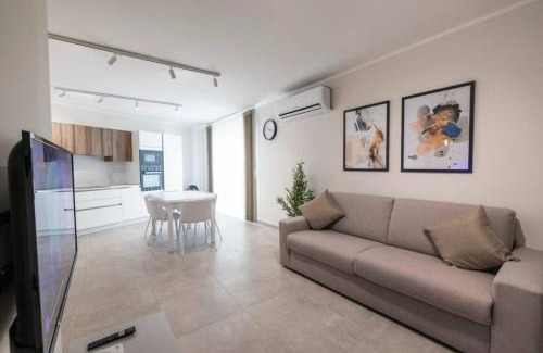 Ta' Xbiex Apartment | Wait and Sea