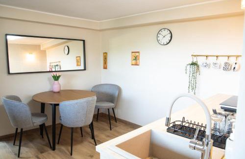 Redlowo Apartment | Wakacyjna przygoda w Gdyni