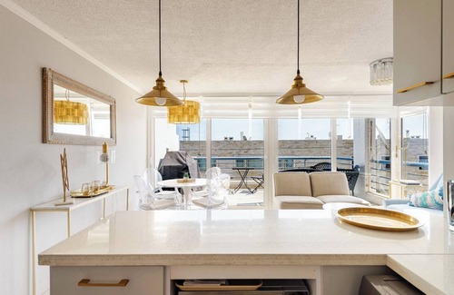 Renaca Apartment | Wake up to stunning ocean views in Reñaca