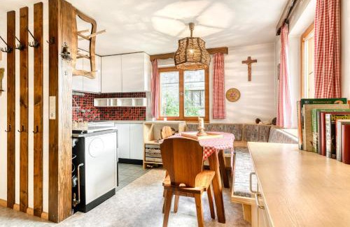 Buerserberg Apartment | Waldhütte Panorama - Tschengla by A-Appartments