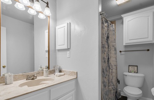 South Arlington Apartment | Walk 2 AT&T