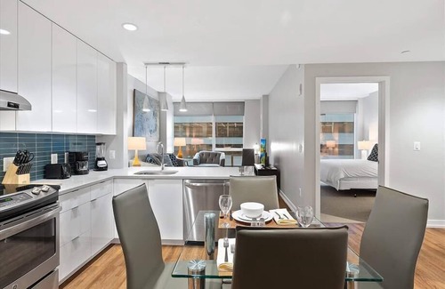 Center City West Apartment | Walk 6 mins to The Shops | Grill, Fireplace & Heating