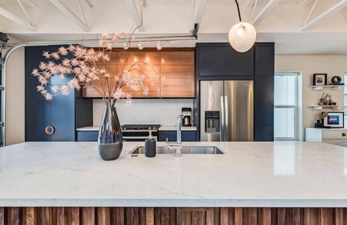 Waller Creek District House | Walk Downtown & Live in Modern Luxury