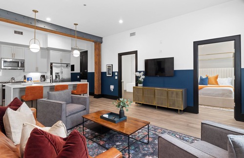 Central Business District Hotel | Walk-Entertainment | Pool | Long Term Welcome | Walk to French Qtr