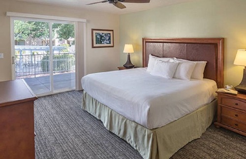 St. George Resort | Walk in the footsteps of the dinosaurs at the Johnson’s Farm!