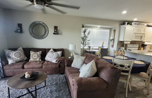 Indian Point Condo | Walk-In Unit W/Lake View and Close to SDC