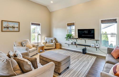 Culver House | Walk to Academy Lake Max Family Penthouse