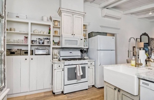 Carlsbad House | Walk to Beach | AC | Firepit | Grill