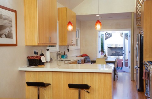 Pacific Grove House | Walk to Beach, Downtown! Spa & Private Deck Updated Historic Home @ Lovers Pt