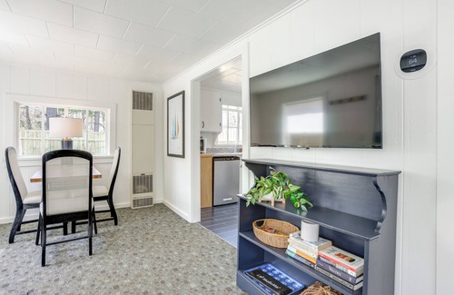Frankfort Cottage | Walk to Beach & Dtwn: Frankfort Cottage w/BBQ