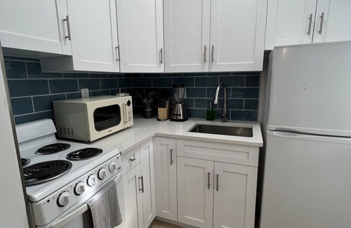 Cypress Point Apartment | Walk to beach in 3 minutes and enjoy beautiful Pompano Pier and Beach area.