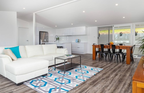 Malua Bay House | Walk to Beach, Ocean Views & WiFi | Magnificent Malua Views