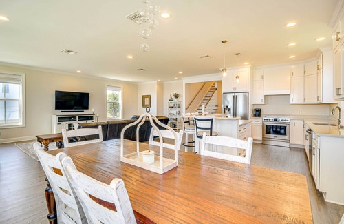 Waveland House | Walk to Beach: Oceanfront Home w/Outdoor Kitchen