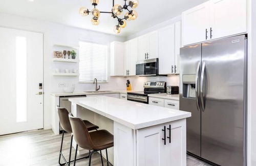 Grace Bay House | Walk To Beach & Shops! Beautiful Patio/Pool-CV41-3