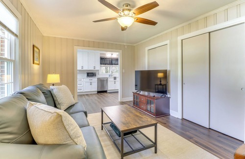 Murfreesboro House | Walk to Chowan University: Dog-Friendly Retreat
