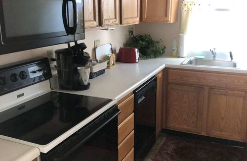 Mystic Apartment | Walk To Downtown & Seaport!
