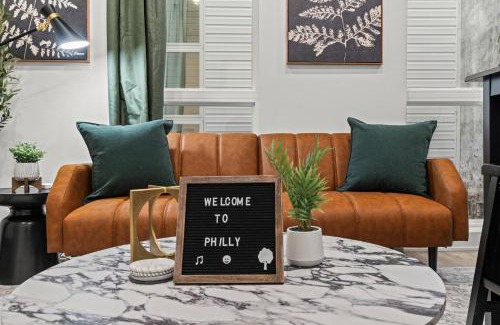 Old City Apartment | Walk to Everything in Old City- ADA compliant unit