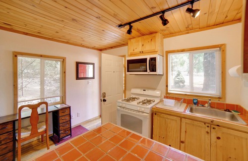 Cobb Cabin | Walk to Golf Course: Cobb Mountain Nature Escape