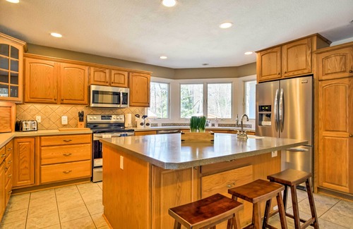 Mears House | Walk to Lake Michigan: Spacious Mears Home!